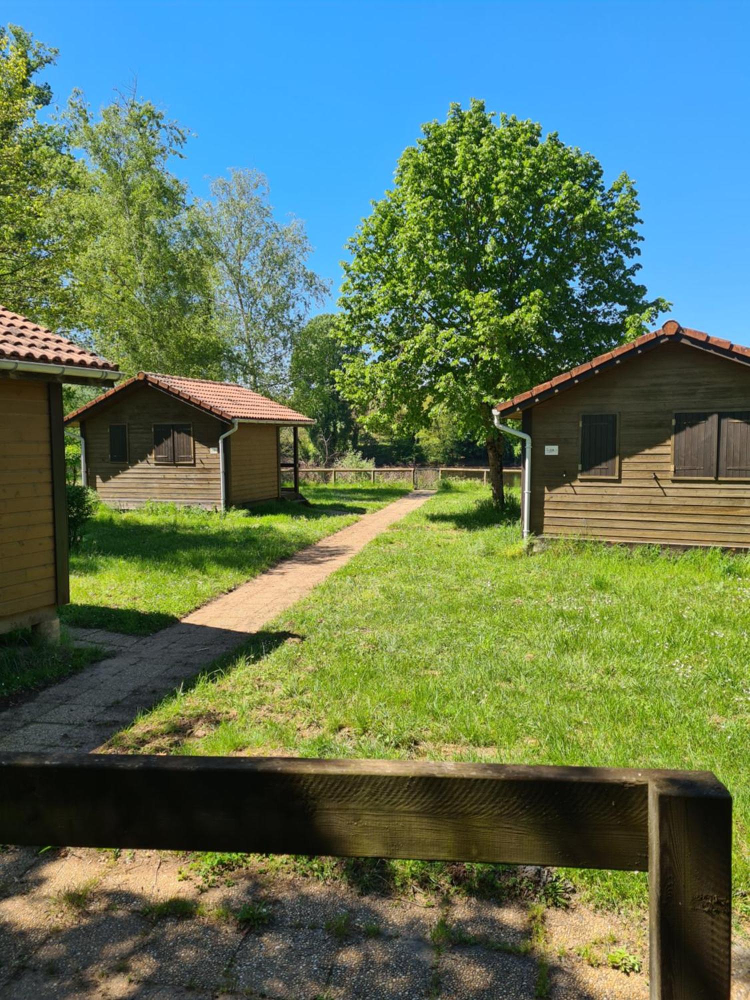 Les Chalets Guinguette Capdenac-Gare Εξωτερικό φωτογραφία